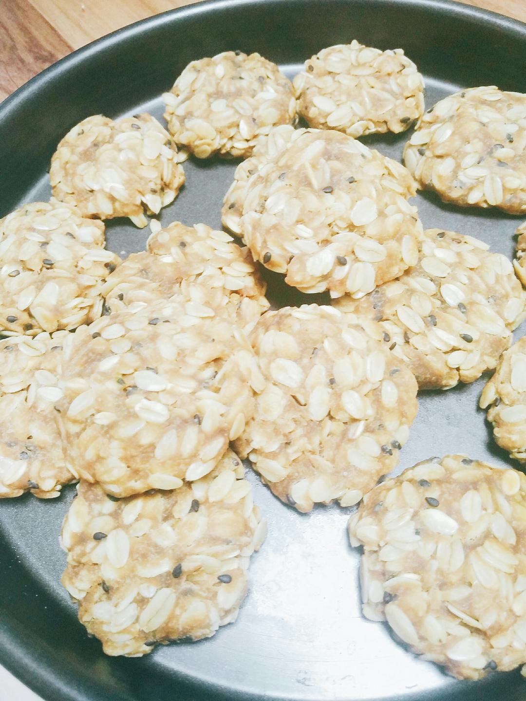 红糖燕麦黑芝麻饼干