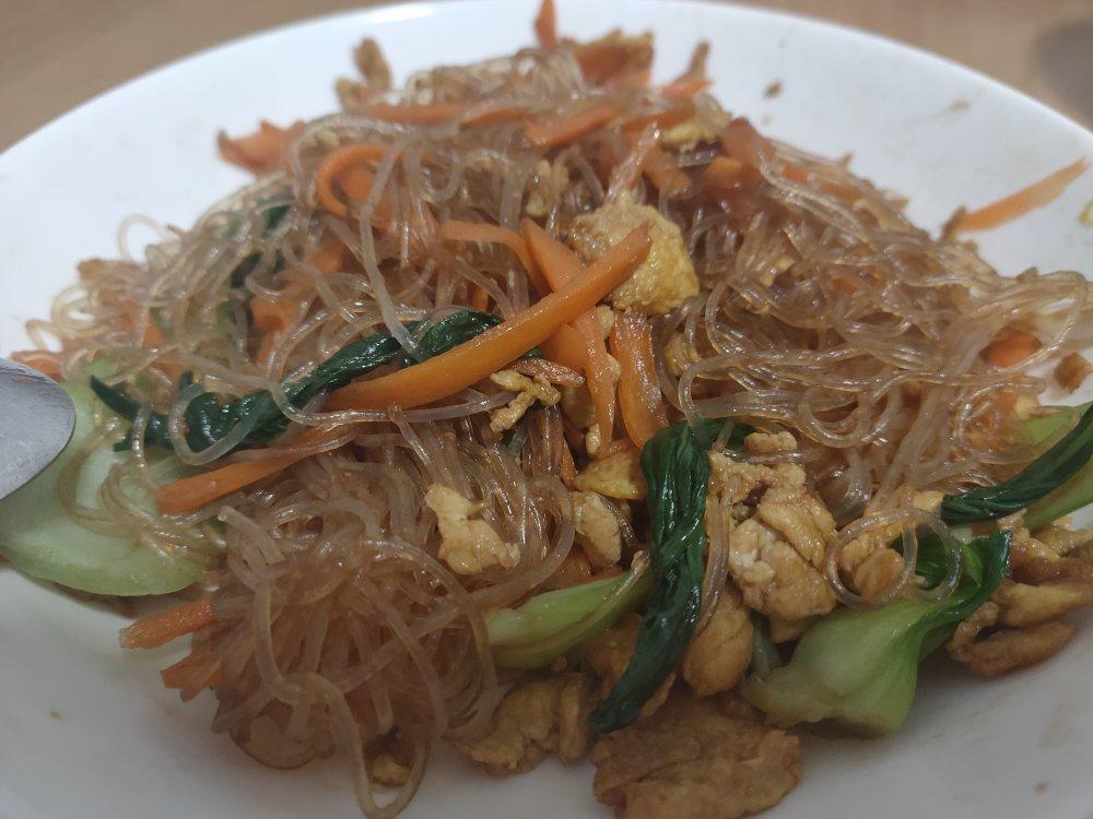 青菜鸡蛋炒粉丝