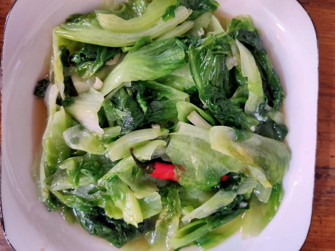 牛腩炒尖椒