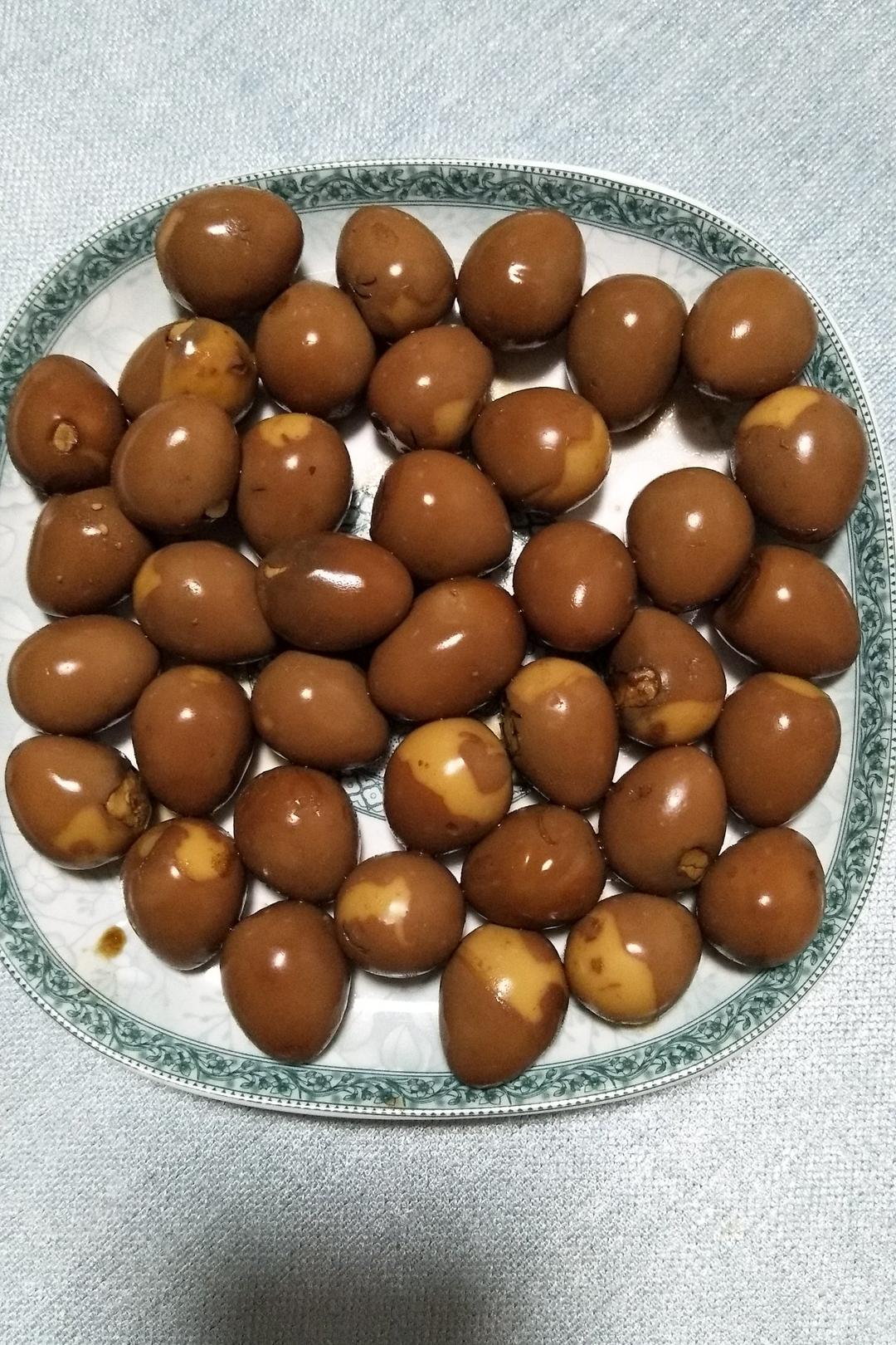 香巴佬卤蛋