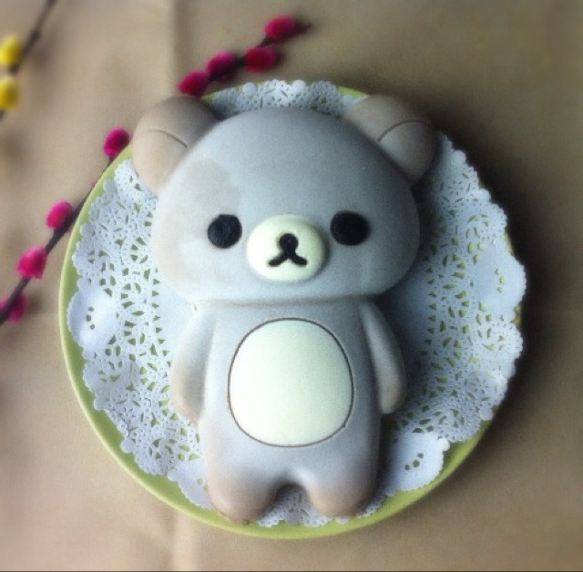 荣儿健康营养师做的轻松熊奶酪慕斯蛋糕头像全身版