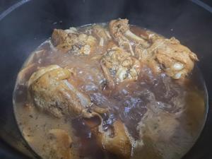 中西合璧宴席菜-百里香炖鸡腿的做法 步骤7