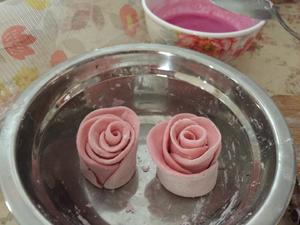 奶油玫瑰花馒头（消灭雀巢淡奶油）的做法 步骤4