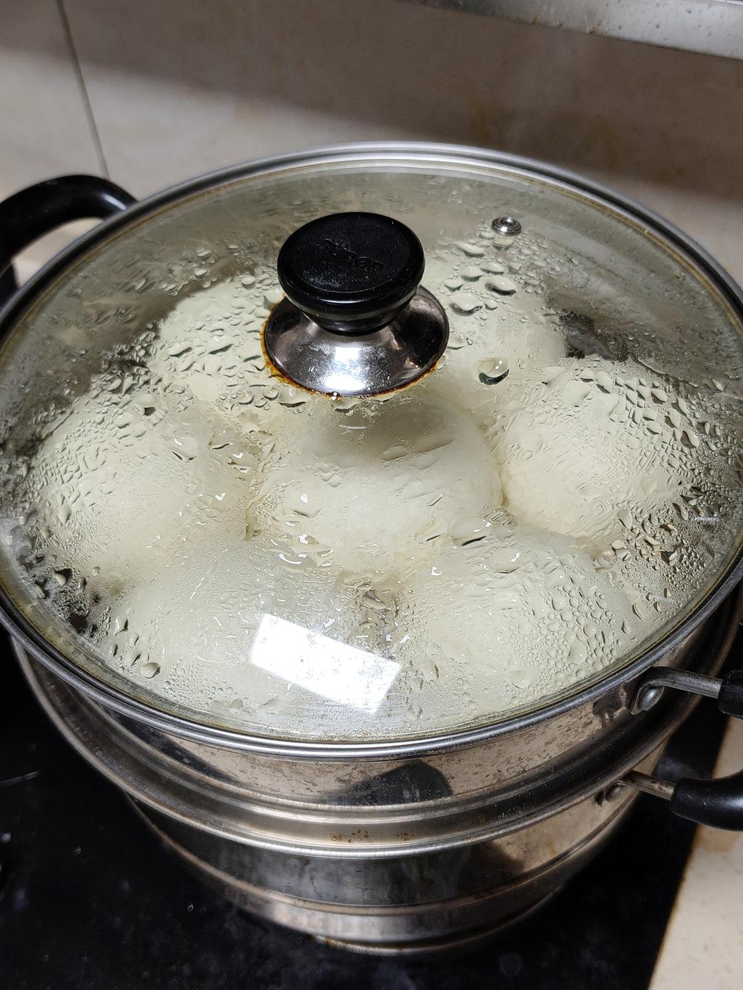 花生黑芝麻汤圆