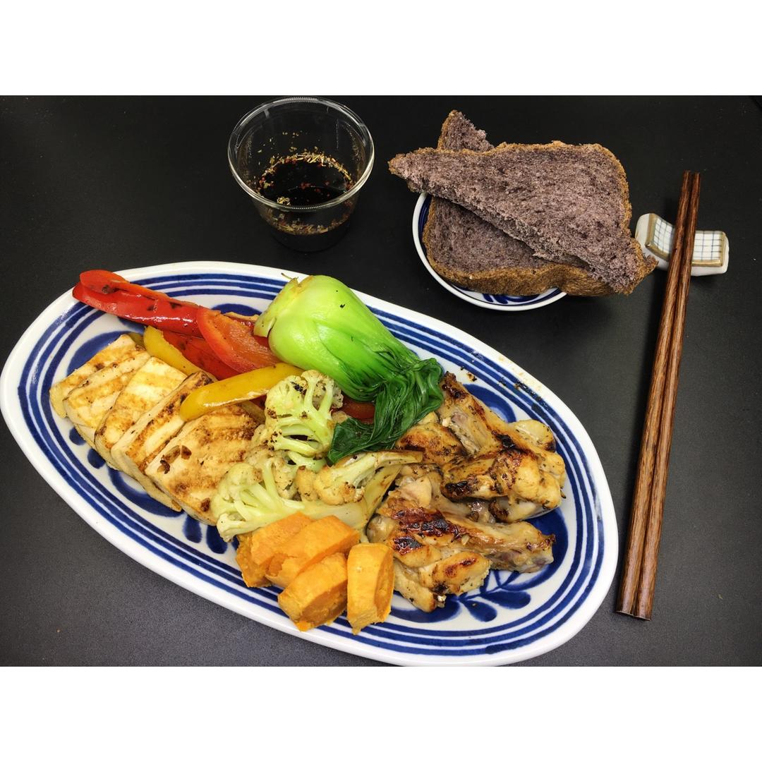 酷炫屌炸天好吃的煎鸡胸肉（香蒜蜂蜜煎鸡胸肉）