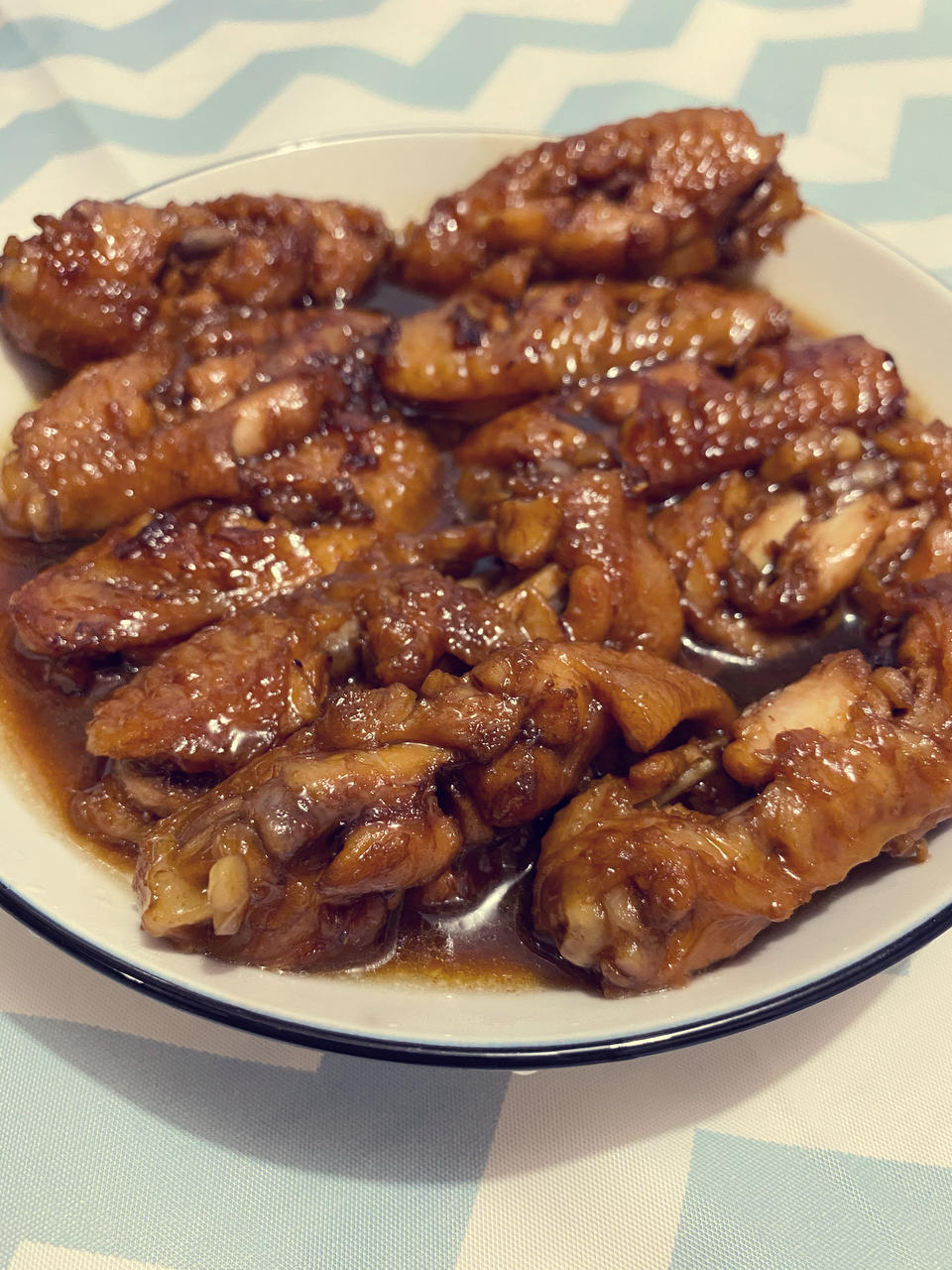厨师长教你：“可乐鸡翅”的家常做法，味道鲜嫩可口，先收藏起来