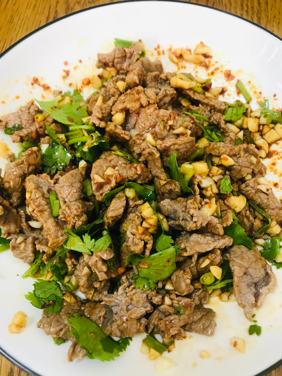 凉拌香菜牛肉