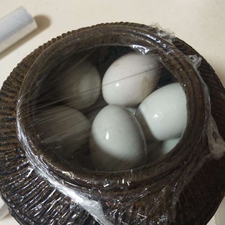 自制流油咸鸭蛋的做法 步骤8