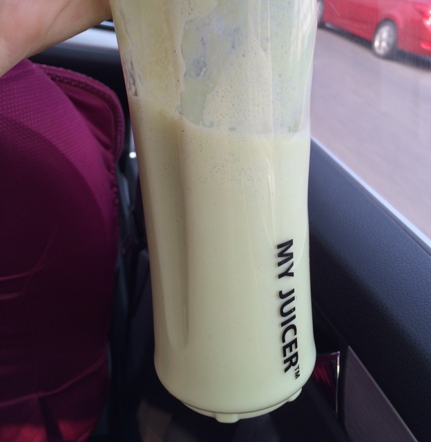 牛油果香蕉奶昔