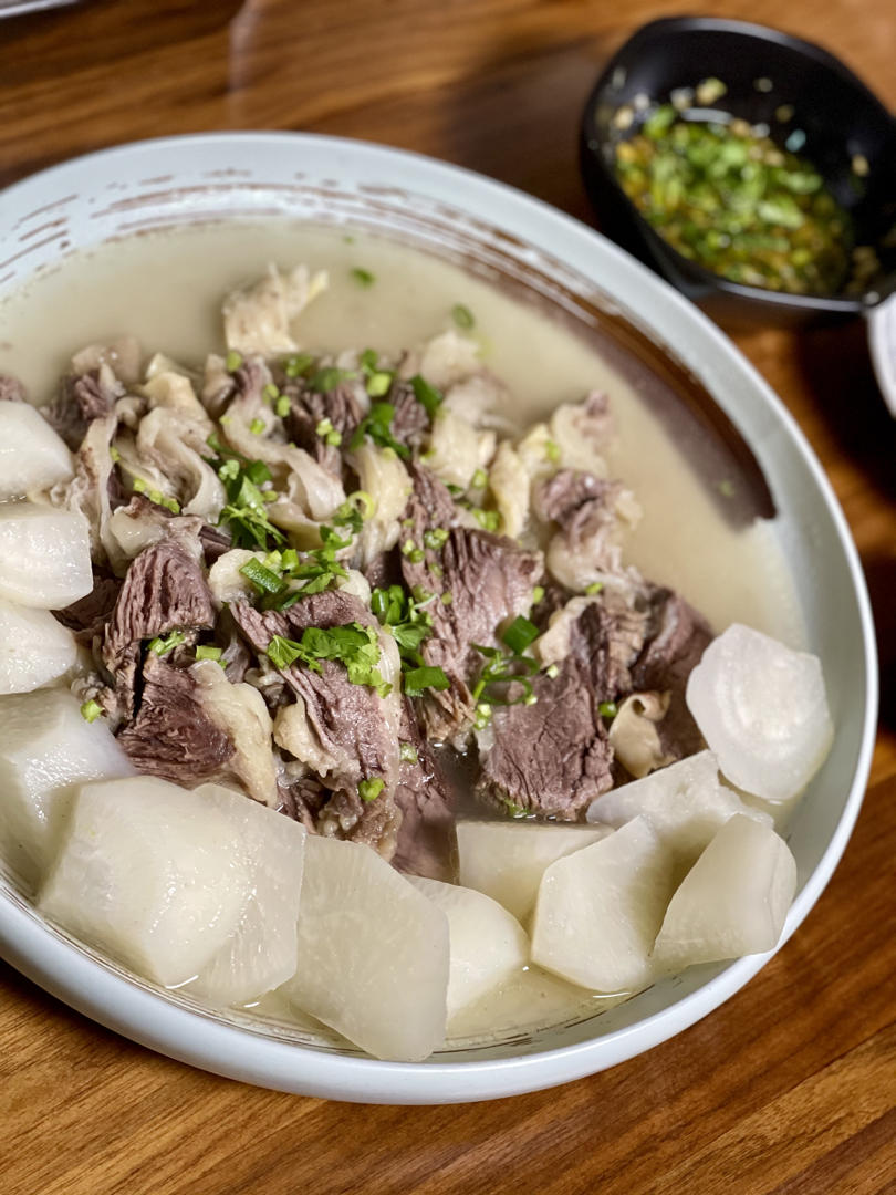 安式清汤牛腩