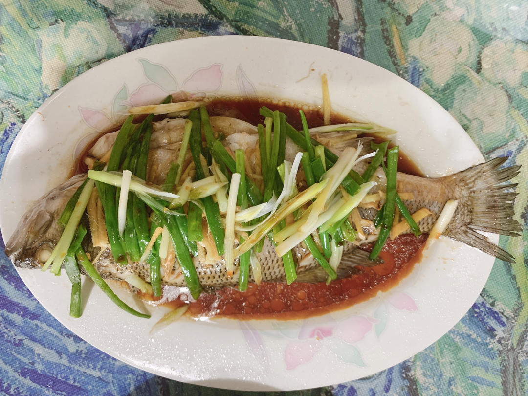 清蒸鲈鱼