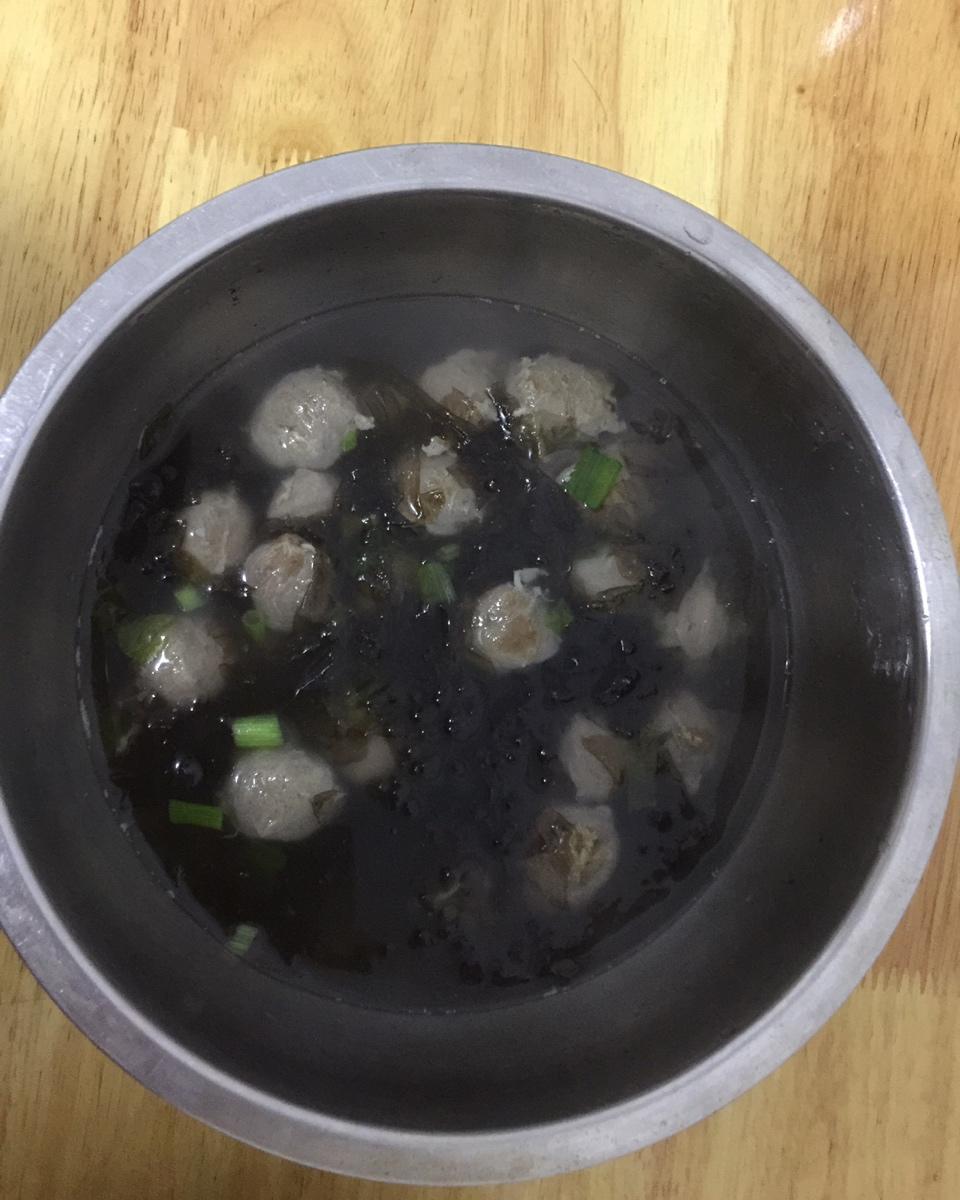 紫菜牛筋丸汤