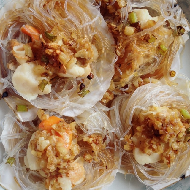 蒜蓉粉丝蒸扇贝