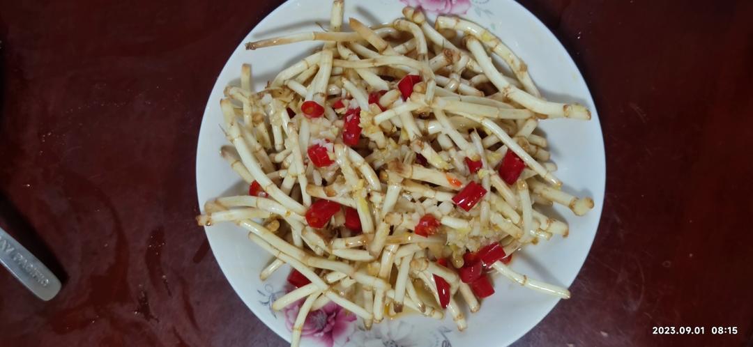 凉拌鱼腥草