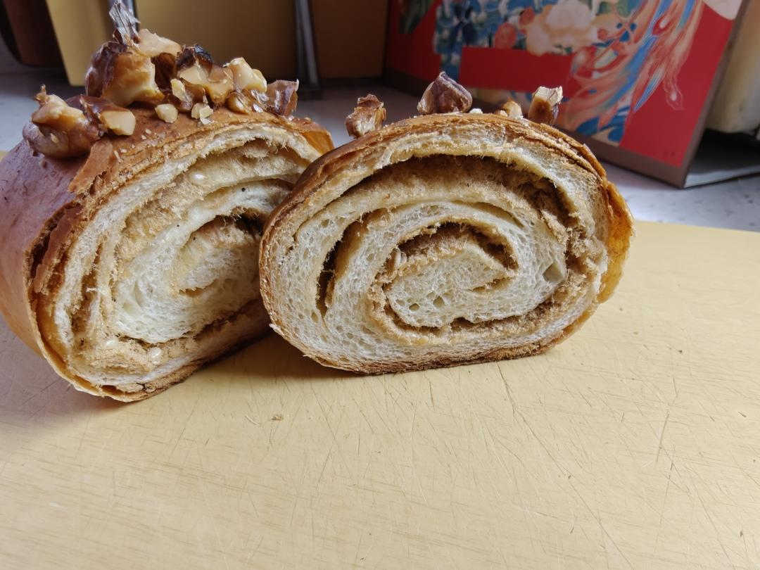 外酥内软‼️满满的肉松❗️香葱墨西哥肉松小吐司