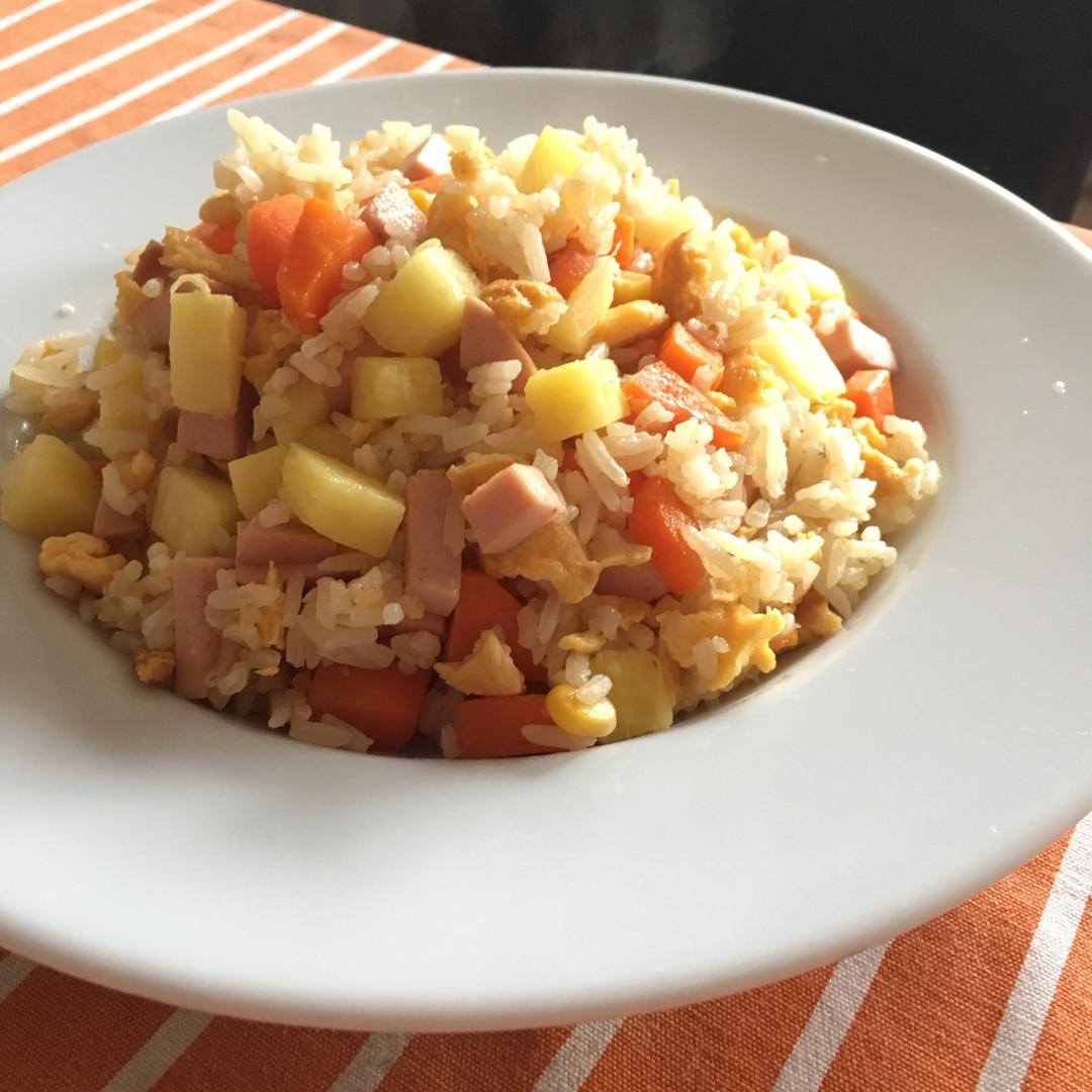 菠萝炒饭