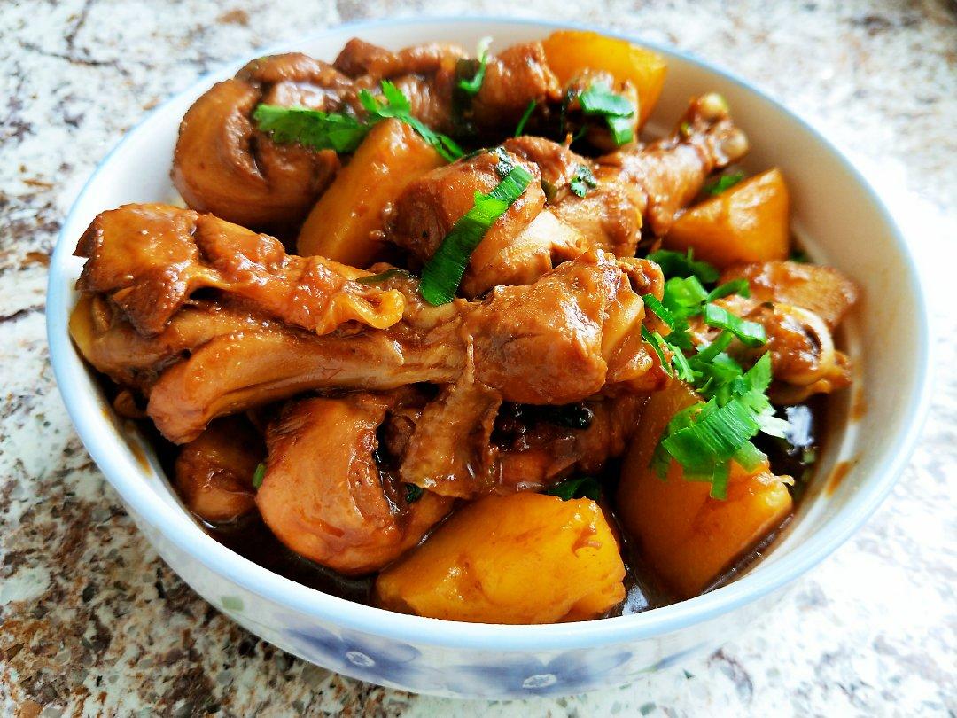 红烧土豆炖鸡腿
