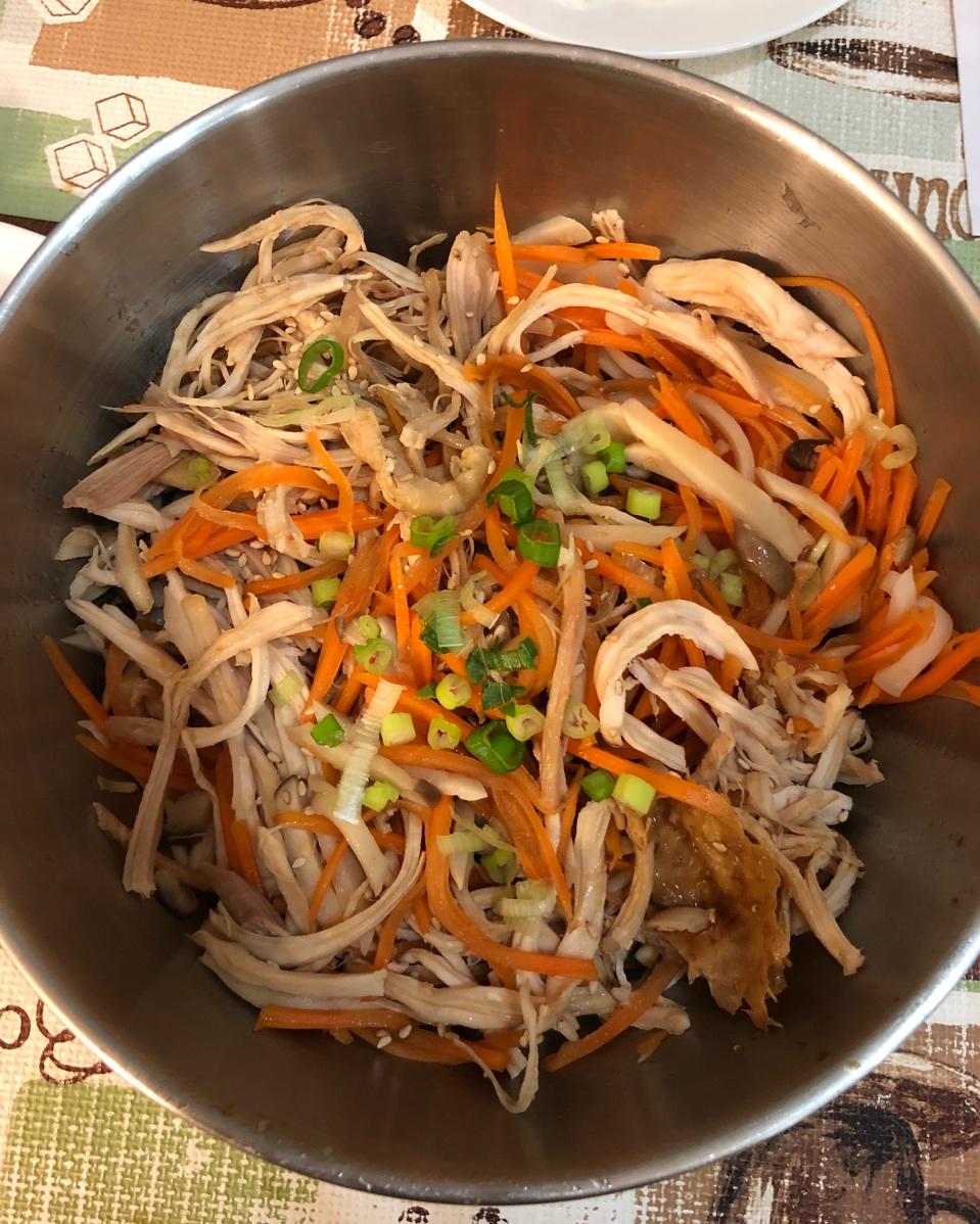 减脂健身｜凉拌手撕鸡丝（香辣&麻油版）