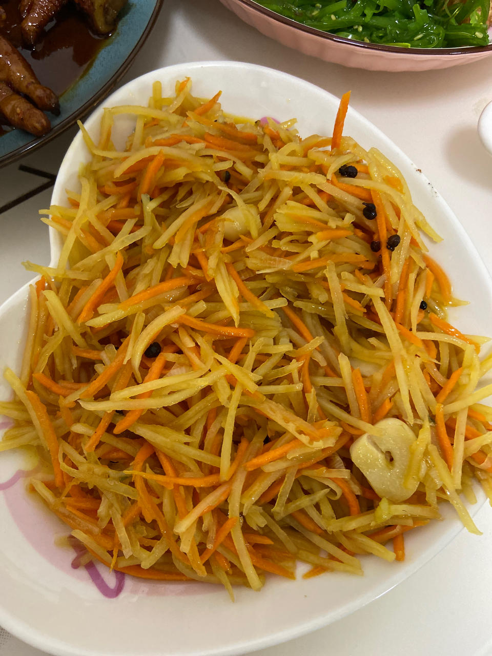 在家也能做出馆子味儿的醋溜/炝炒/酸辣土豆丝（就是那道看似简单，实则步步玄机的土豆丝）