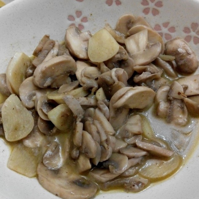 主厨炒蘑菇