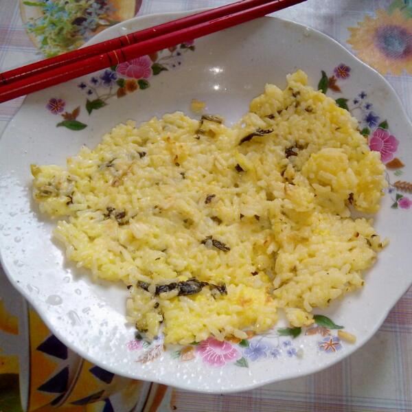 鸡蛋米饭饼——上班族快手早餐