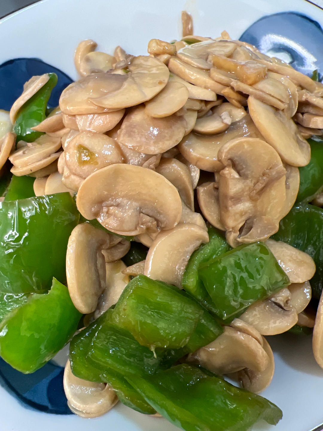 素炒鲜口蘑（白蘑菇），快手家常菜