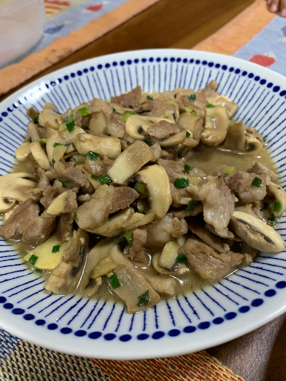 家常菜 口蘑炒肉