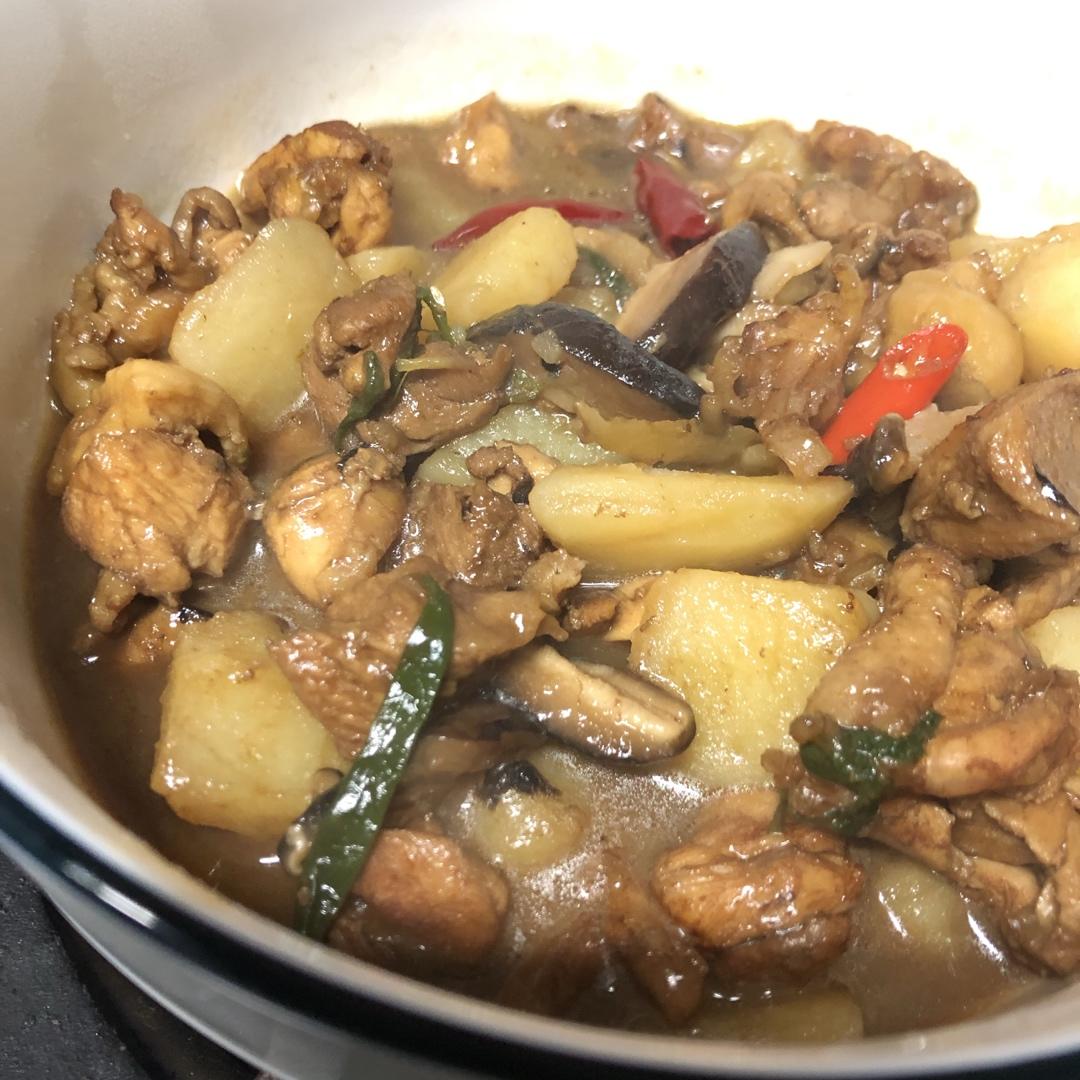 超级好吃的红烧鸡块