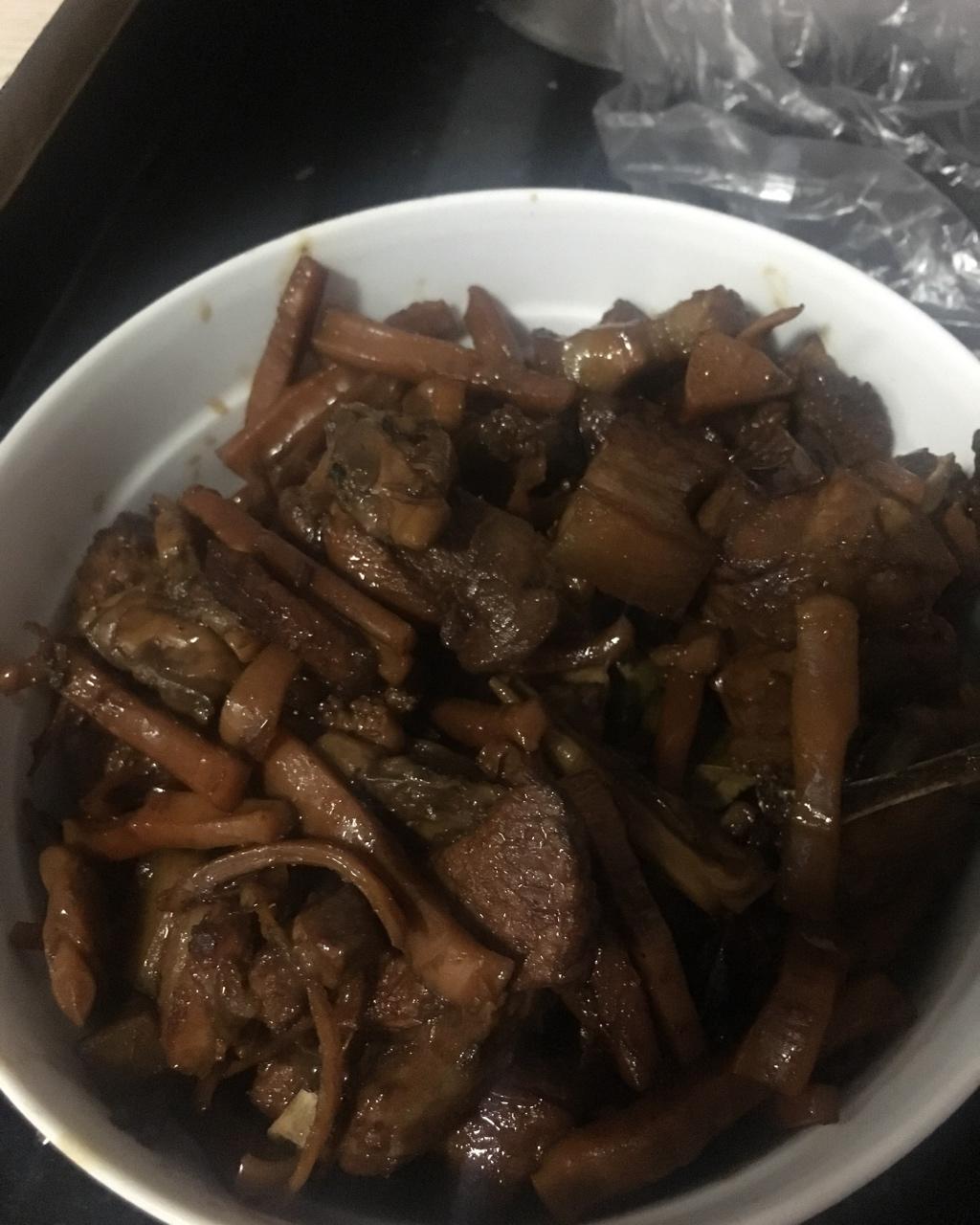 墨鱼干烧肉