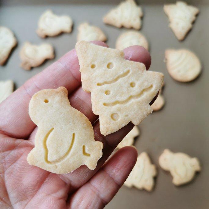 小朋友们超爱的卡通小饼干