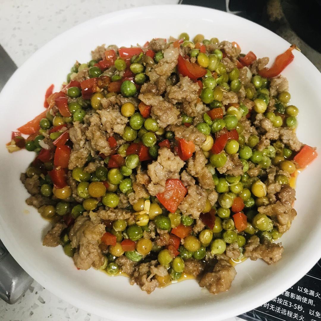 豌豆炒肉沫