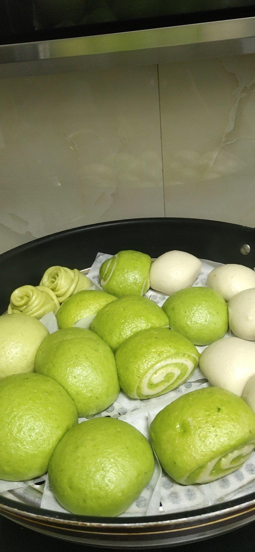 跟蛋糕一样柔软好吃的菠菜馒头