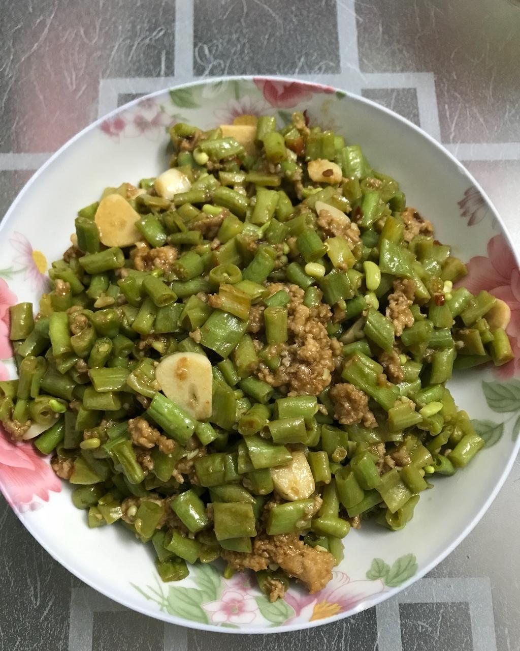 肉沫豆角下饭菜