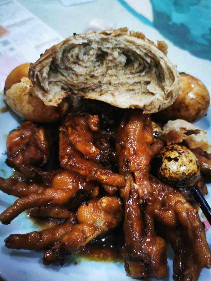 “销魂”卤鸡爪