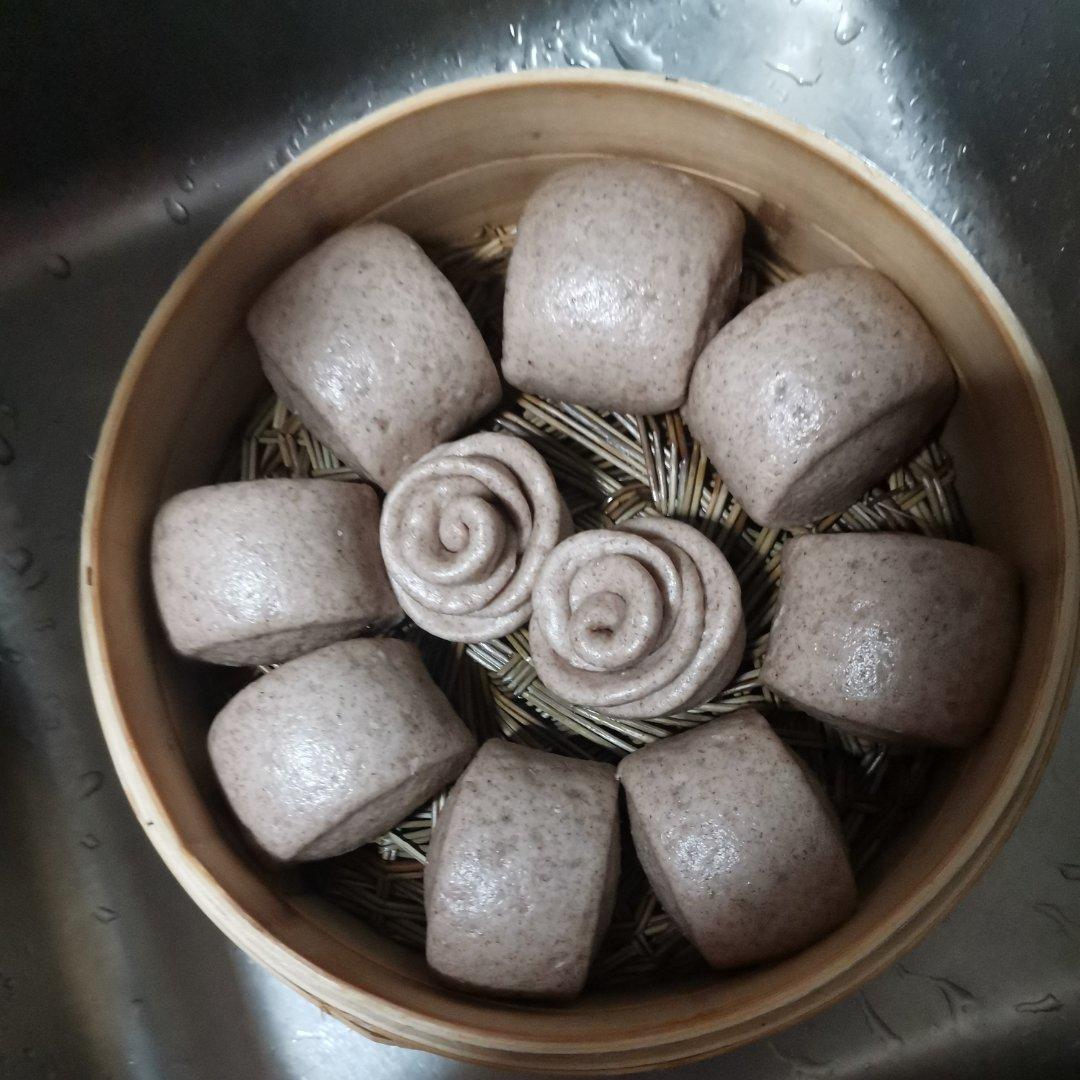 可以珍藏的一次发酵松软椰香全麦馒头