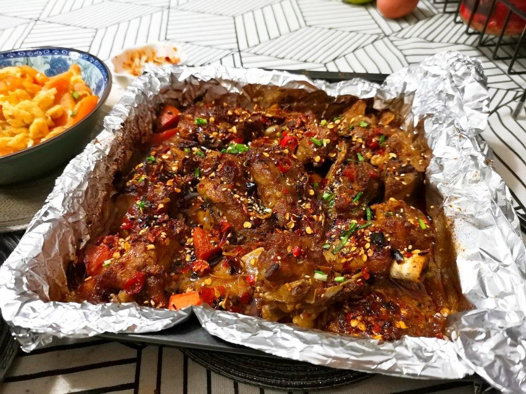 滋滋烤排骨——排骨最好吃的做法没有之一！