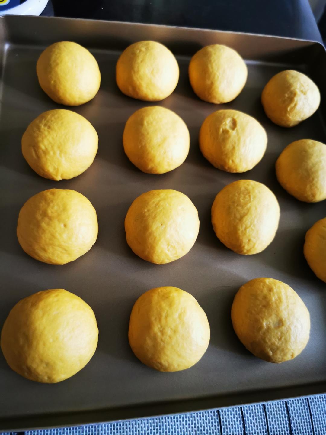 椰蓉餐包（一次发酵，玉米油版，或黄油）