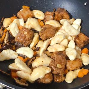 菱角排骨焖饭（电饭锅版）的做法 步骤6