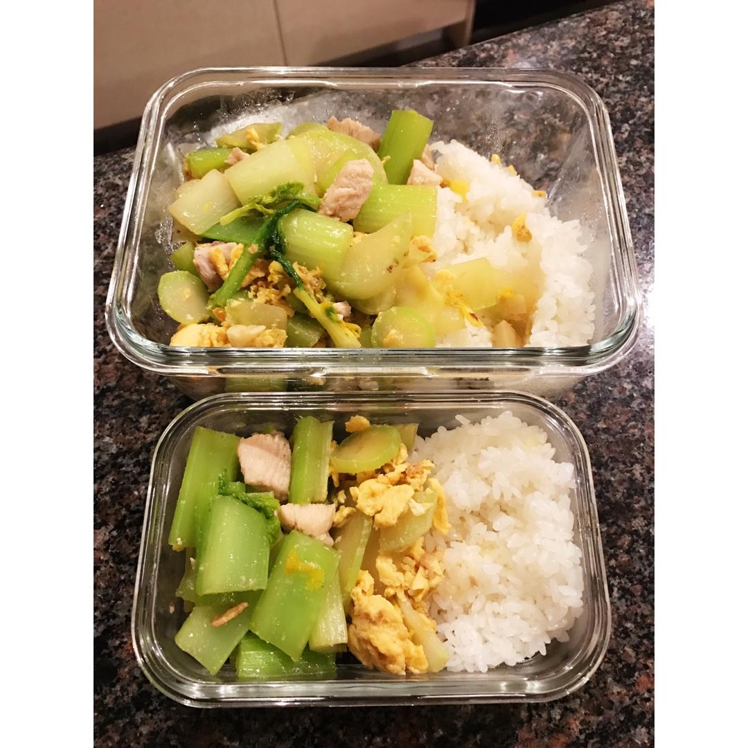 莴笋炒鸡蛋