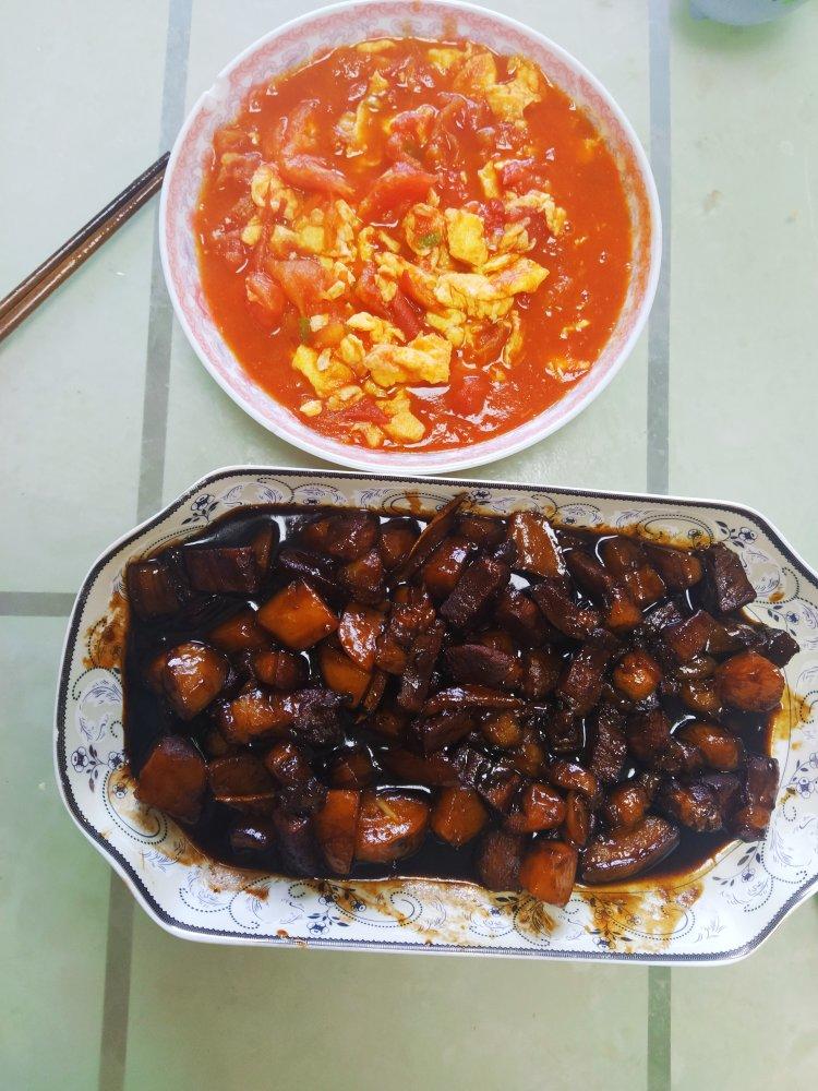 番茄炒鸡蛋（超浓的番茄味）
