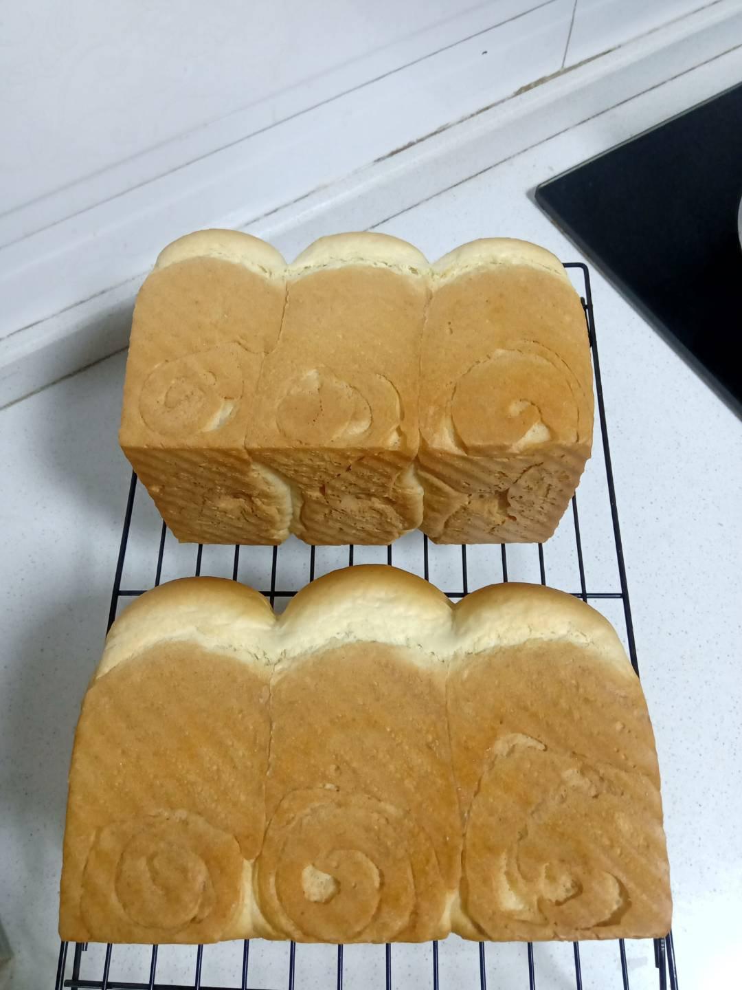 夺命软吐司(๑´ڡ`๑)超软拉丝极速方便的一次发酵吐司