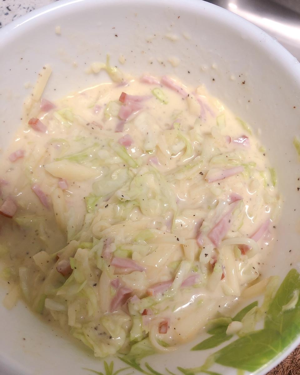 🔥一口气能吃掉一盘子！包菜土豆培根芝士饼🔥