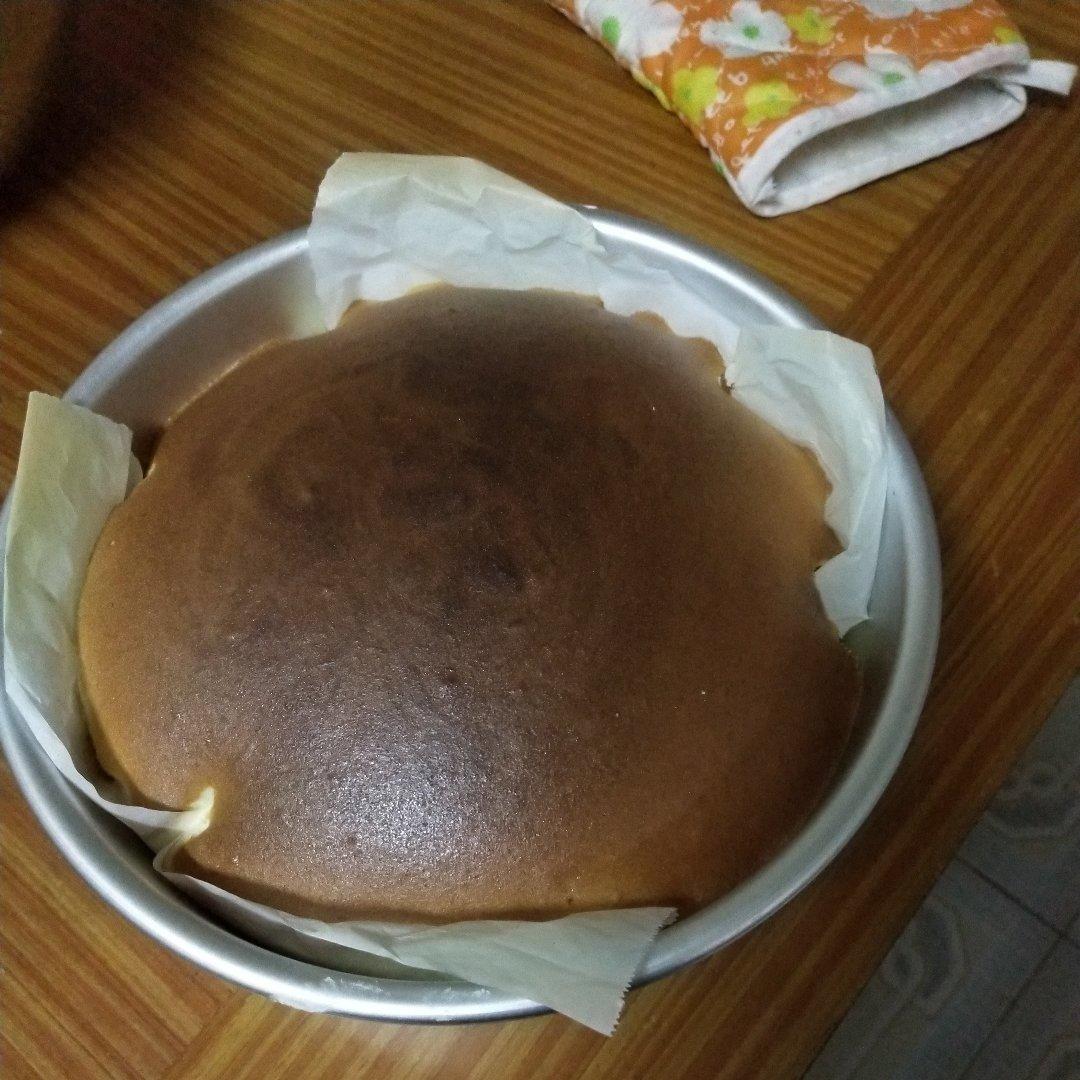 烤箱做蛋糕（戚风蛋糕的做法）