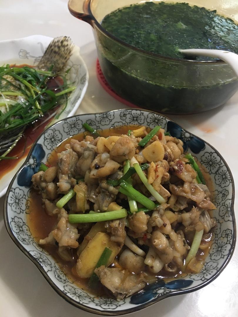 厨师长教你：“泡椒牛蛙”的家常做法，色香味俱全，赶紧收藏