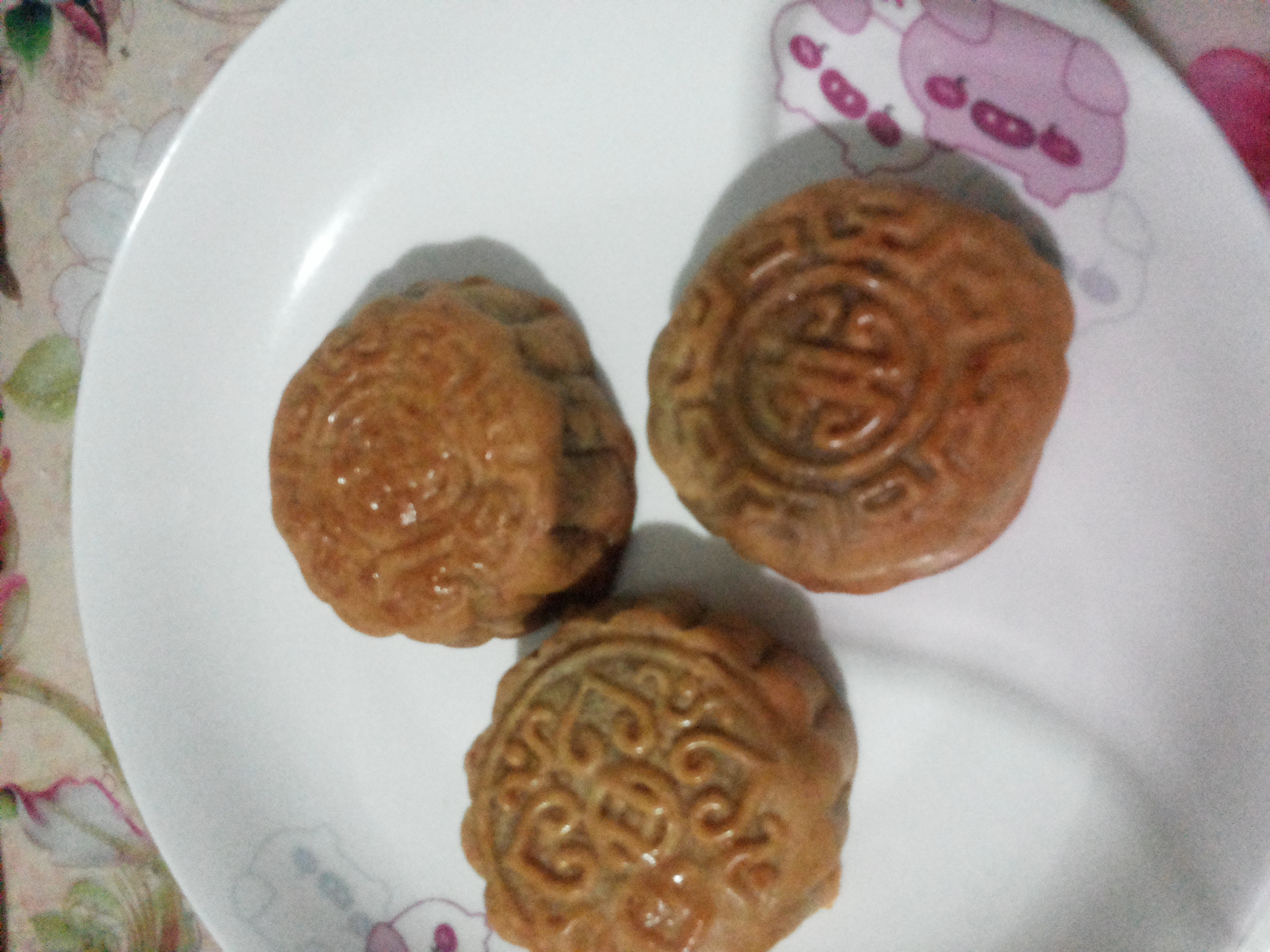 广式蛋黄莲蓉月饼