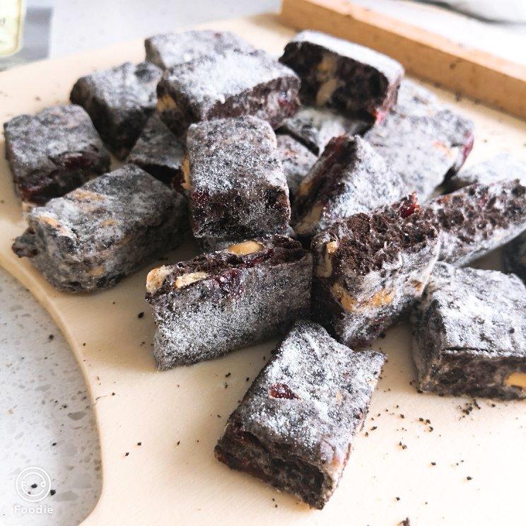 谢若栩做的网红奥利奥雪花酥(台湾)