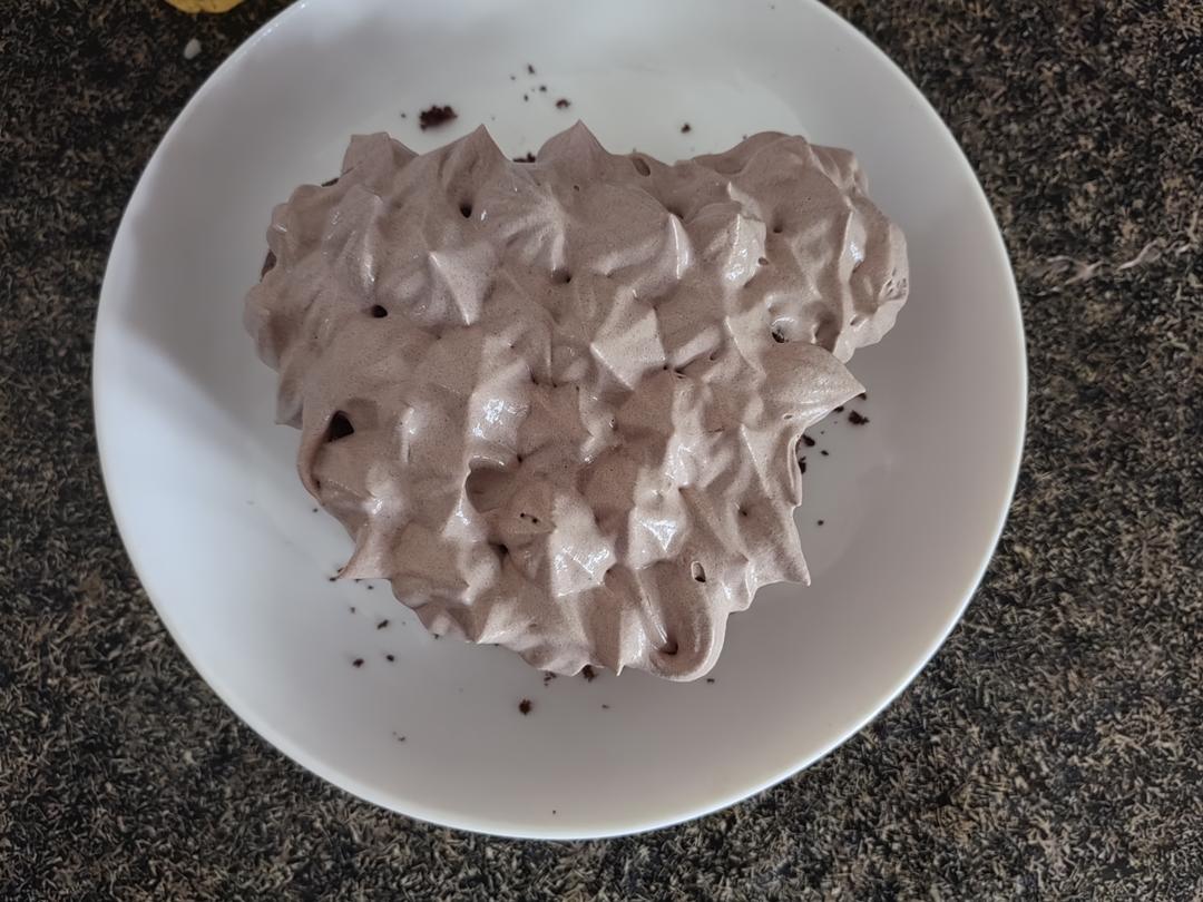 毛绒绒小熊蛋糕(详细照片步骤)