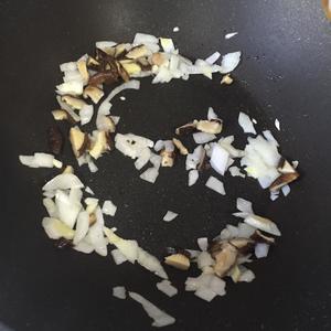 土豆虾仁鸡蛋盏的做法 步骤5