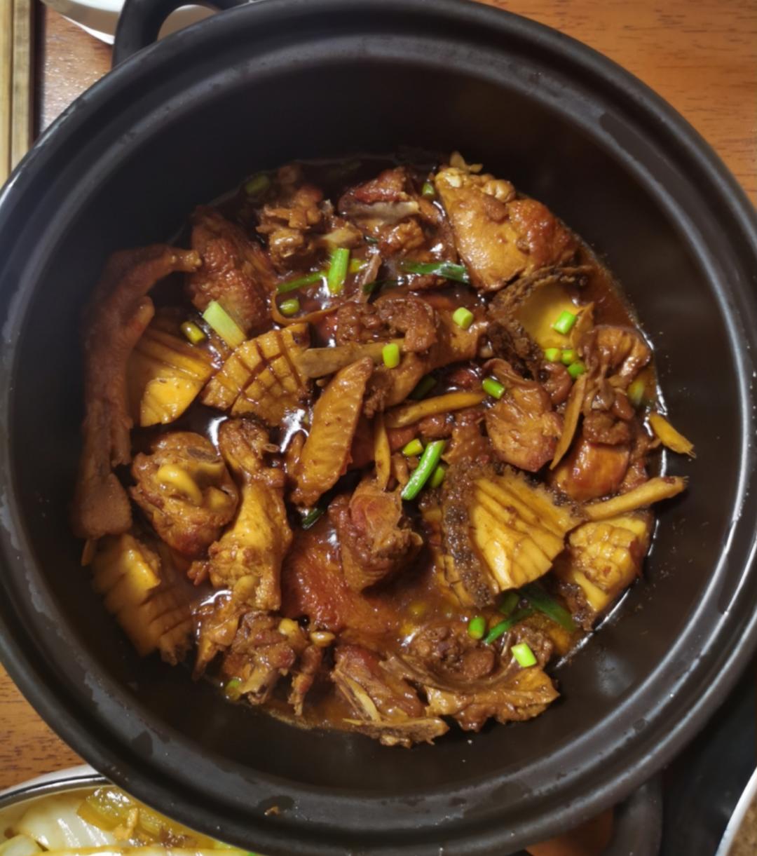鲍鱼焖鸡