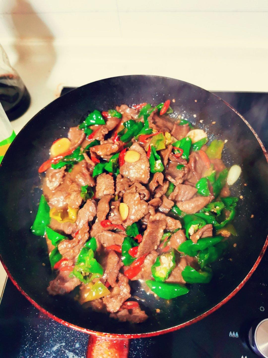 蚝油牛肉完整版
嫩滑可口胜饭店